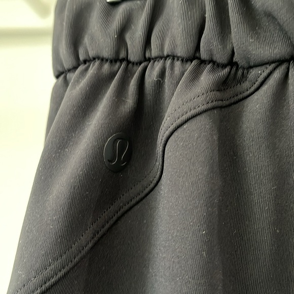 Lululemon jogging pants black women’s size 4 - Picture 4 of 8
